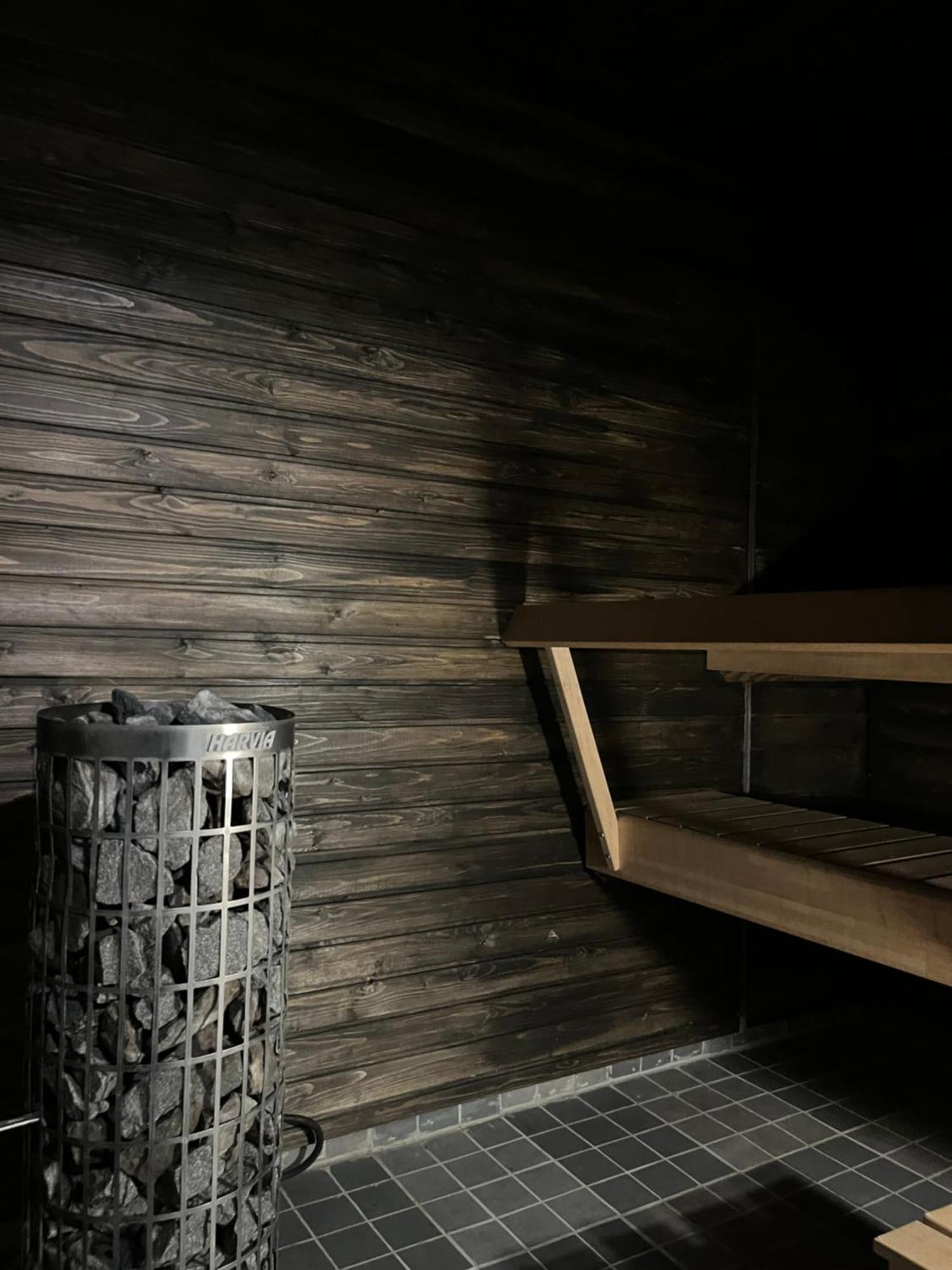Hotelli Keskipiste Kärsämäki Exteriör bild