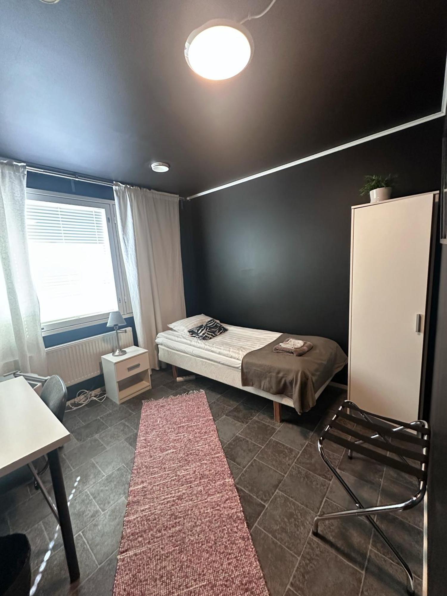 Hotelli Keskipiste Kärsämäki Exteriör bild